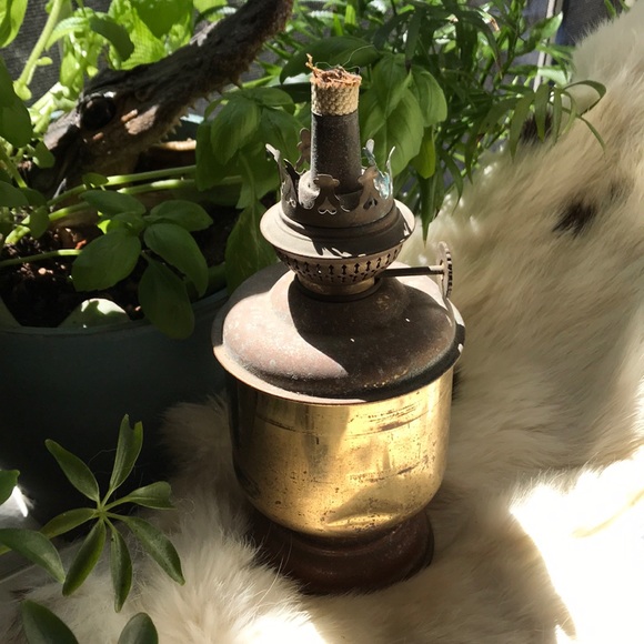 Vintage Dutch Brass Ship Lamp - Picture 2 of 4